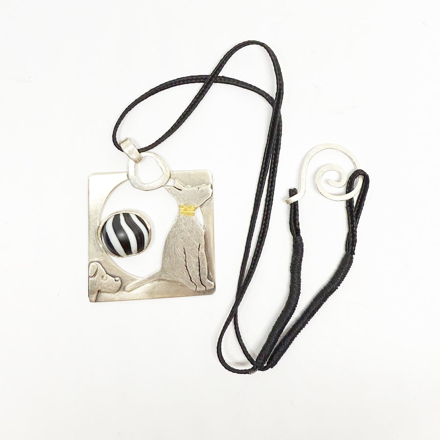 Pendant of sterling silver with vintage hand made glass, 9ct gold leaf