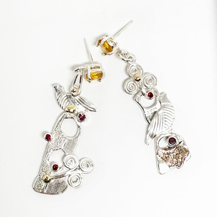 Earrings of sterling silver and 9ct gold, including ruby, garnet, citrine