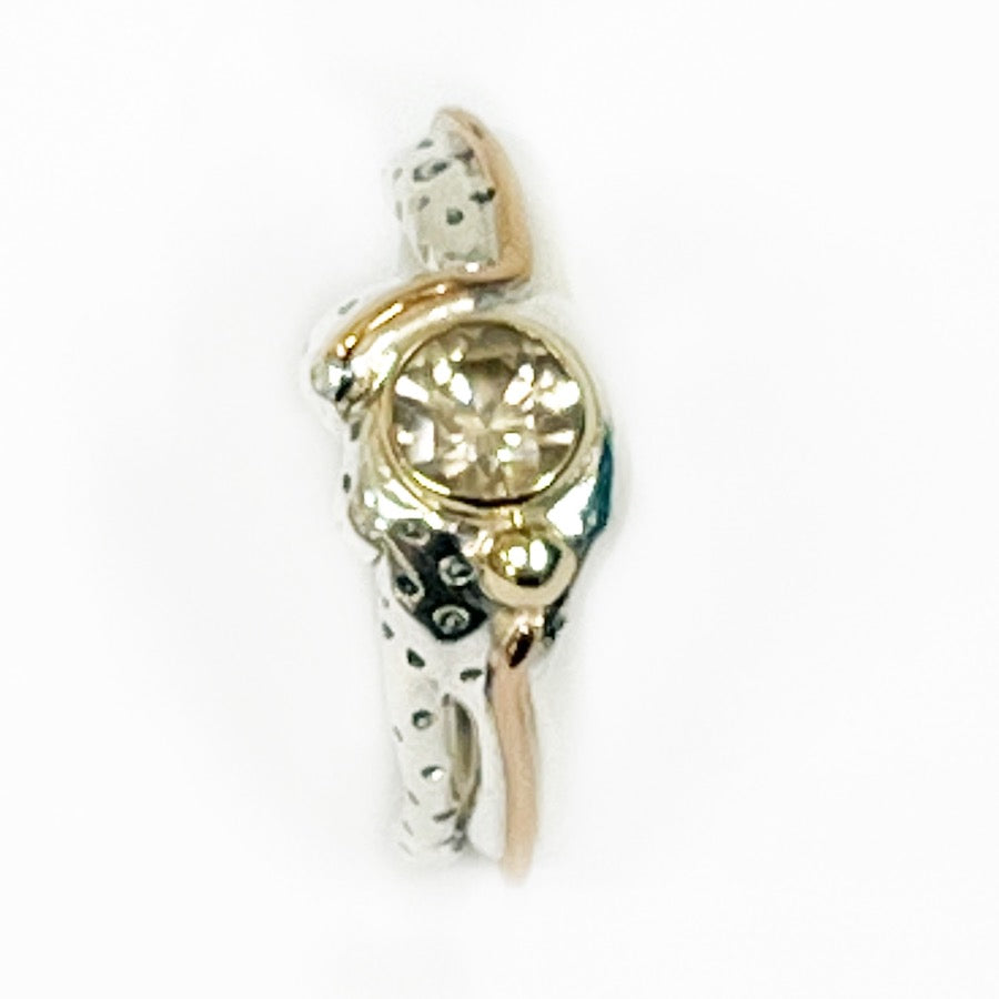 Australian  Champagne Zircon 9ct gold and silver Ring-Leopard