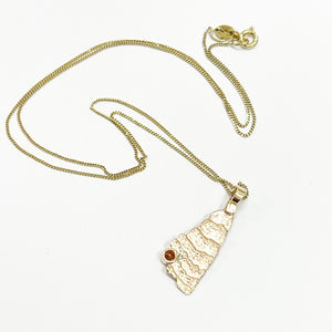 Pendant in 9ct Yellow Gold - Sea Wedge